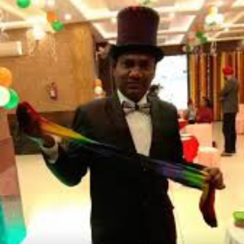 Magician Raju